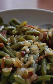 Home Style Green Beans With Bacon Onion Cider Vinegar Brown Sugar Recipes Cooking Recipes Food