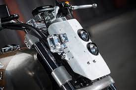 Go On Admit It You Ve Fantasised About Your Specific Choice Of Bike For A Zombie Apocalypse Naturally Y Custom Cafe Racer Royal Enfield Motorcycle Headlight
