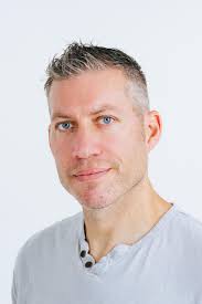 Strings & Stones (Short 2024)