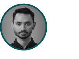 Barry Mckinnon's Instagram, Twitter & Facebook