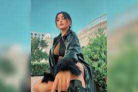 Turks model Sarem Uysal gearresteerd wegens te naakt op Instagram -