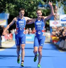 Alistair edward brownlee, mbe (born 23 april 1988) is a british triathlete.he is the only athlete to hold two olympic titles in the triathlon event, winning gold medals in the 2012 and 2016 olympic games and the only man to have won olympic gold whilst going into the event as favourite for the title. Brownlee Brothers Reign In Spain