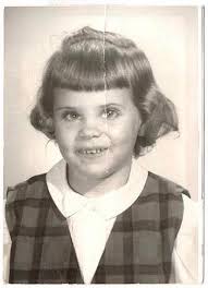 Can someone edit this Christmas photo?