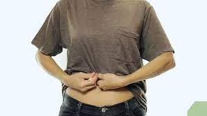 All you need is a pair of scissors, a crafty mindset, and maybe a steady hand. Ein Oberteil Zu Einem Crop Top Schneiden Wikihow