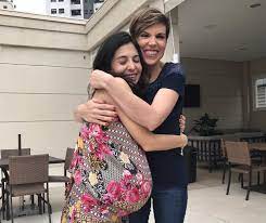 There are 30+ professionals named cinthia toledo , who use linkedin to exchange information, ideas, and opportunities. Gloria Vanique E Equipe Do Bom Dia Sp Faz Cha De Bebe Pra Reporter Cinthia Toledo Quem Quem News