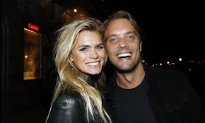 Bas smit, bas smit, bas smit boek nederland, bas smit festival, bas smit bestellen, rumag bas smit, bas smit uk. Man Nicolette In Actie Voor Ernstig Zieke Jada En Andere Patientjes Story