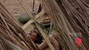 The pair were seen sporting their beach bods as they attempt to catch a fish for the popular movie remake. Indiana Evans Blue Lagoon The Awakening Youtube