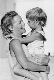 Making her film debut at the age of 15, her breakthrough came two years later in the very popular trilogy sissi (1955). Bittersweet Vogue Women S Day Romy Schneider Romy Actresses