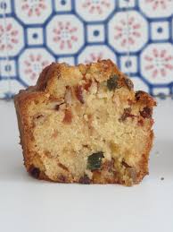 J Adore Les Cakes C Est Vraiment Gourmand Regressif C Est Egalement Plutot Simple Et Rapide Il N Y A Simple Gateau Cake Aux Fruits Confits Cake Aux Fruits