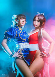 Mai VS Chun Li - MonicaWos(Monica) Mai Shiranui Cosplay Photo