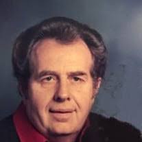 Lyle Dunn's Instagram, Twitter & Facebook