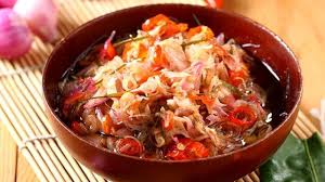 Goreng rebus kukus bakar panggang tumis. Pedasnya Mantap Yuk Bikin Resep Sambal Matah Khas Bali Tribun Solo