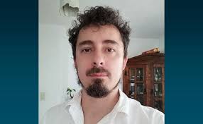 Amadís Ross González