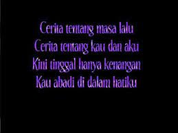 Hanya kau yang mampu acoustic cover by ajek hassan. Hanya Kau Yang Mampu Aizat Lyrics Youtube