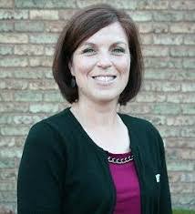 Laura Elsner's Instagram, Twitter & Facebook