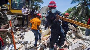 La iglesia del sagrado corazón resulta dañada tras un terremoto en les cayes, haití, el sábado 14 de agosto de 2021. Iikz7htrczpdvm