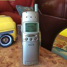 Mitsubishi Trium Aria silver GSM 900 ...