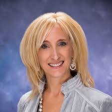 Lauren Starnes's Instagram, Twitter & Facebook