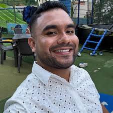 With @jalvarezoficial