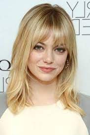Frisuren Mittellang Stufig Mit Schragem Pony Mittellange Frisuren Mittellanges Haar Gerade Frisur Pony Lang Haarschnitt