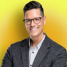 Amy Layton (@amylaytonatx)