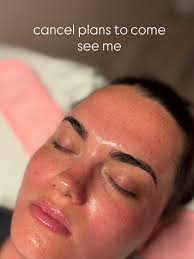 Fortunately, actually!! I get to yap with my besties, make people feel  gorgeous, and play with skincare all day!! 🩷🩷 #esthetician #facials  #estheticianlife #dermaplaning #lashliftandtint #bostonesthetician