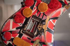 Eddie Van Halen S Original Frankenstein Guitar 1978 Rig Exhibit Gorgeous, also nice to see the neck profile. original frankenstein guitar