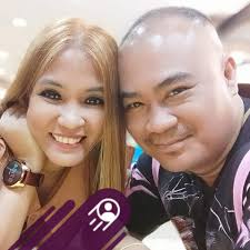 Bahay ng Pamilya Stuart-Topacio Kakaiba sa ibang lumang bayan sa Imus, ang  bahay na ito ay may hagdan sa harapan patungong antesala o balkonahe. Mga  bintanang capiz at kahoy na may florentinong