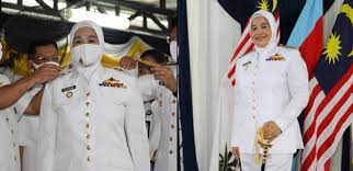 Palung filipina menempati peringkat tiga laut paling dalam di dunia. 57 Year Old Rohana Jupri Becomes The Royal Malaysian Navy S First Woman Admiral
