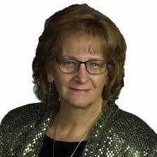 Shannon Vieth's Instagram, Twitter & Facebook