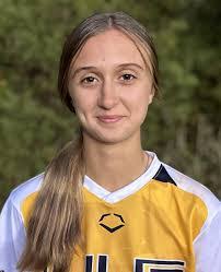 Amy Meche's Instagram, Twitter & Facebook