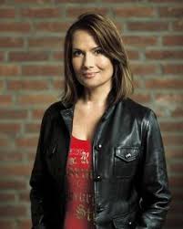 Es wird erstmals zwei hauptdarstellerinnen geben. 8 Darsteller Rote Rosen Ideen Rote Rosen Darsteller Rot