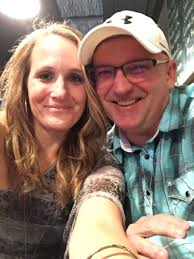 Leslie Vance (@lesliehutz)