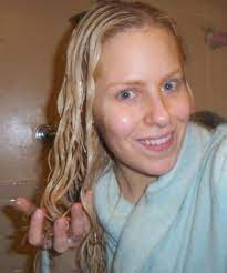 Start off by drying your hair with a microfiber towel and squeezing out all the excess water. Scrunching The Secret To Defined Curls Naturallycurly Com