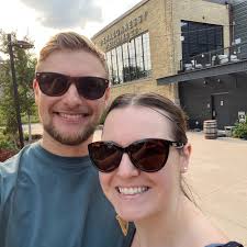 Stetsen Greiner and Katherine Lundquist's Wedding Website