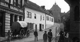 Blick In Die Schulgasse Pestalozzistrasse Linke Seite Burgstrasse 2 Backerei Trumpler Schulgasse 1 S Burgstrasse 2 Burgstrasse 3 Halle Saale Burg Gasse
