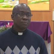 Le prêtre de la paroisse Saint-Jean-Baptiste présent pour sa communauté