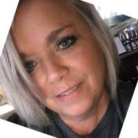 400+ "Robin Parker" profiles