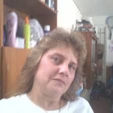 Kara Bateman's Instagram, Twitter & Facebook