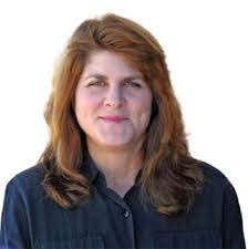 Gail Overton's Instagram, Twitter & Facebook