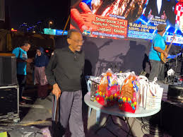 Maybe you would like to learn more about one of these? Prof Dr Shaharuddin Badaruddin Auf Twitter Baru Sahaja Sampai Di Food Truck Market Pjs 8 17 Mentari Business Park