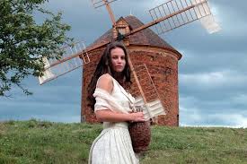 Pronounced maːj) is a romantic poem by karel hynek mácha in four cantos. Maj 2008
