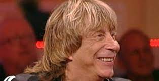 He was born in naples on july 19, 1949 under the zodiac sign of cancer. Enzo Paolo Turchi Prendo Una Pensione Da Fame Voglio Rispetto