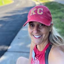 Robin Levine (@robinlevine)