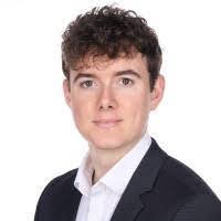 Lisa Coss's Instagram, Twitter & Facebook