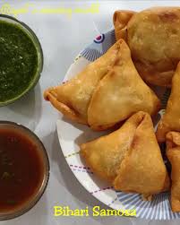 Bihari Samosa With Chutney Bihari Singhara Rupal S Amazing World Samosa Recipe Gujarati Recipes Food