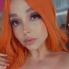 Claudia Munguia makeup