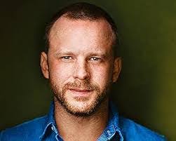 Melanie Cronk's Instagram, Twitter & Facebook