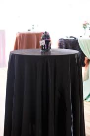 The most common round tables used in weddings and special events and the recommended table linen sizes are as follows Using Tablecloths On Cocktail Tables Linentablecloth