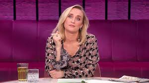 Dat viel niet bij iedereen in goede aarde. Eva Jinek Ontkent Kappersbezoek Tijdens Lockdown Haar Groeit Door